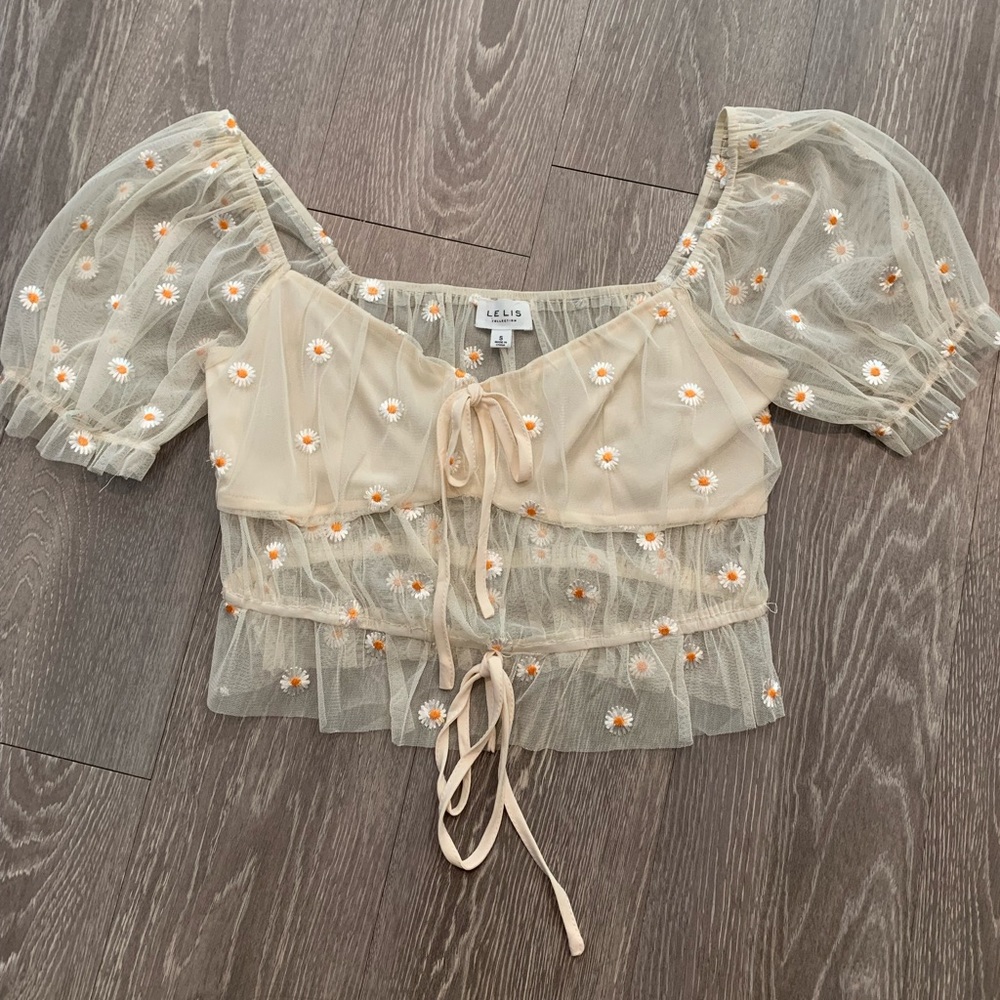 Le Lis Mesh Daisy Tie Front Top